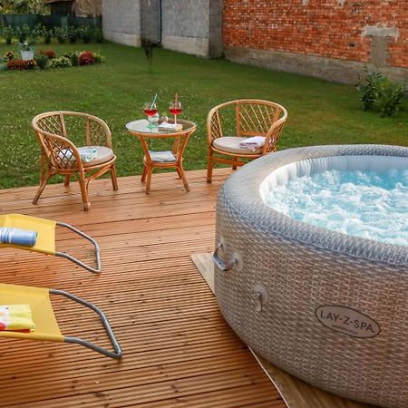 Guest House Studio Apartman Marina - With Jacuzzi, Free Parking, Pet Friendly Карловац Экстерьер фото