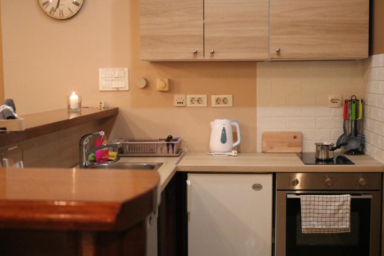 Guest House Studio Apartman Marina - With Jacuzzi, Free Parking, Pet Friendly Карловац Экстерьер фото